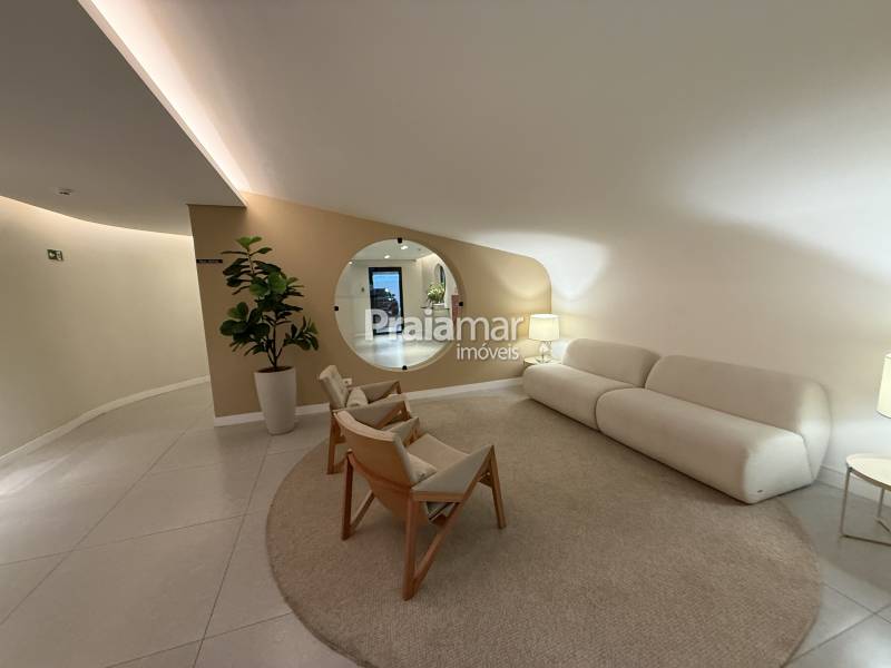 Apartamento aluguel Ponta da Praia - Referência 8181-103